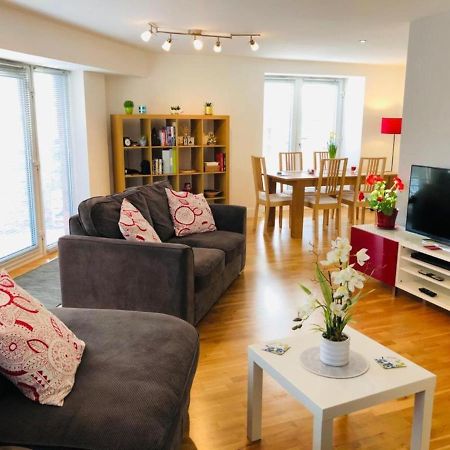 Remarkable 2 Bed Apartment in Edinburgh Exterior foto