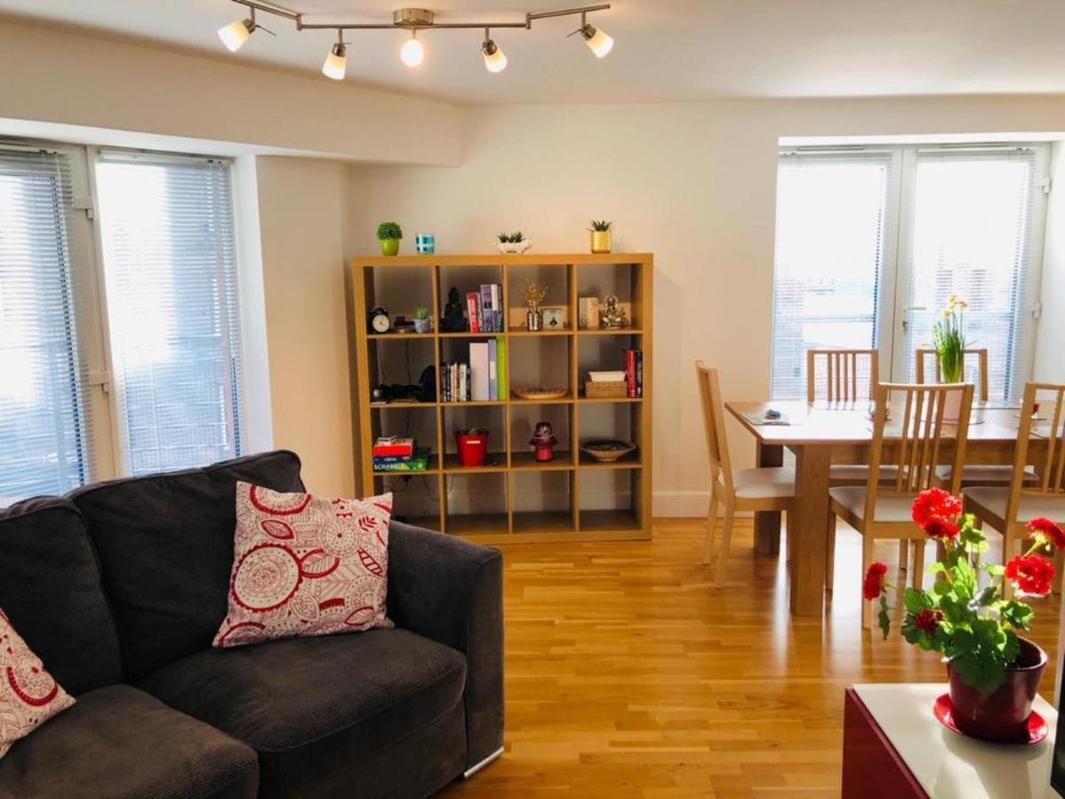 Remarkable 2 Bed Apartment in Edinburgh Exterior foto